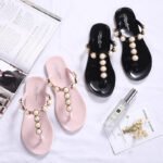 Beach flip-flops, trendy crystal jelly flip-flops, Korean style, fashionable, suitable for summer wear, flat. - Image 3