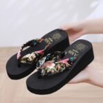 Light weight fashionable outdoor sandal - Image 4