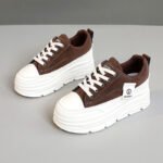 Premium sneakers for women's fashion - Image 3