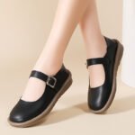 Non-slip shallow mouth soft bottom shoes