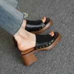 New retro square head thick heel slippers for women