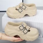 Women's platform sandals, platform slip-on high-heeled casual versatile sandals for summer, with closed toes. - Image 7