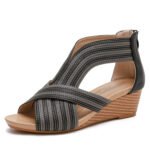 Peep-toe bohemian Roman sandals - Image 4