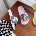 New Korean style cute cartoon style slippers for women