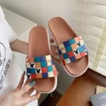 New Korean style cute cartoon style slippers for women - Image 4