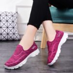 Middle-aged and elderly women's walking casual sports shoes - Image 2