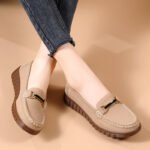 Round toe slip-on soft sole shallow fashionable loafers women - Image 3
