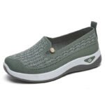Women's shoes, versatile new style, shallow mouth slip-on, old Beijing cloth shoes - Image 7