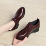 Women's wedge heel leather shoes