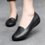 Soft-soled, soft leather, low-cut loafers, fashionable and versatile commuter shoes - Image 4