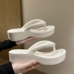 women's flip-flops - Image 4