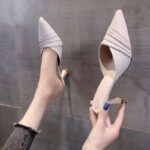 Fashionable heel for women - Image 3