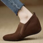 Simple and versatile flip-flops for women