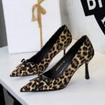 European and American style high heels - Image 4
