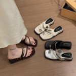 French-style silver wedge toe sandals for women