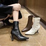 New  autumn trendy slim-fit boots, beautiful women's.