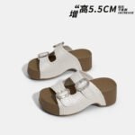 New Style, Perfect For Matching With Skirts, Beach Sandals, Thick-Soled Height-Increasing Sandals. - Image 2