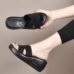 Women's Summer Rhinestone Soft-Soled Slippers - Image 5