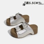 New Style, Perfect For Matching With Skirts, Beach Sandals, Thick-Soled Height-Increasing Sandals. - Image 3