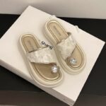 Stunning women's slippers - Image 4