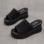 New platform wedge sandals for women, Korean style, flyknit, polyurethane thick sole, lightweight, export women's slippers - Image 4